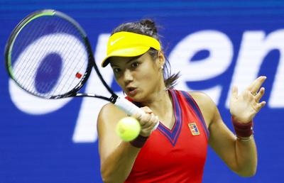 „Înăuntrul meu, am știut asta” » Ce strategie a avut Emma Răducanu pentru US Open + ce s-a întâmplat în singura întâlnire cu Leylah Fernandez, cealaltă „senzație” din finală