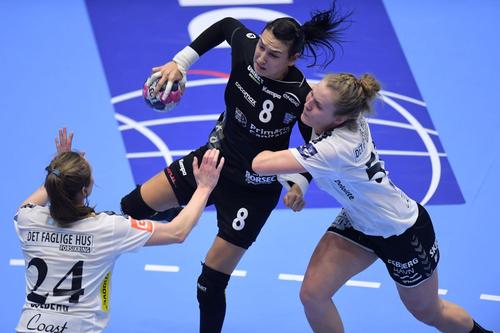 Cristina Neagu le va avea din nou adversare duminică pe Sanna Solberg (nr. 24) și Vilde Ingstad // FOTO Raed Krishan