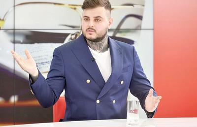 Mititelu Jr. îl face praf pe Săpunaru: „Se închipuie luptător de K-1, îl țineau 10 inși! Eu sunt interzis pe stadion, dar el poate juca?!”