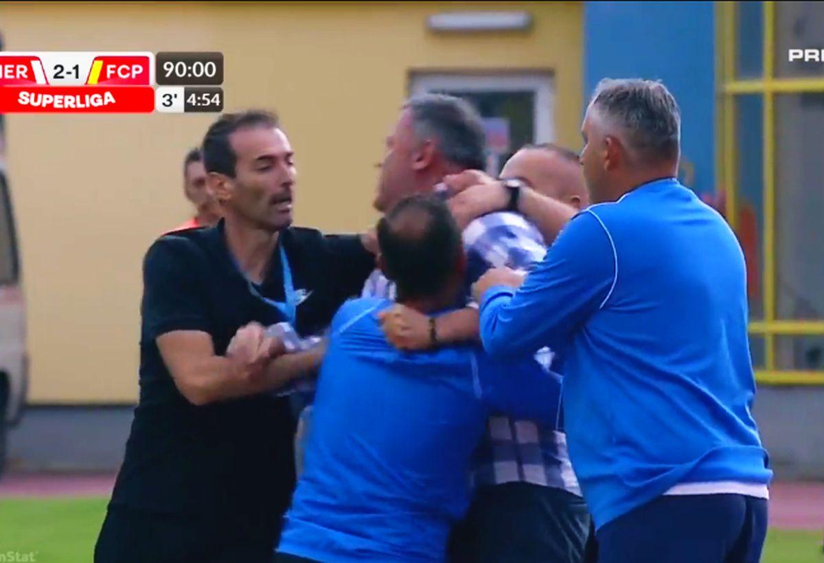Dănuț Perjă, directorul sportiv al lui FC Hermannstadt, ceartă cu arbitrul Găman