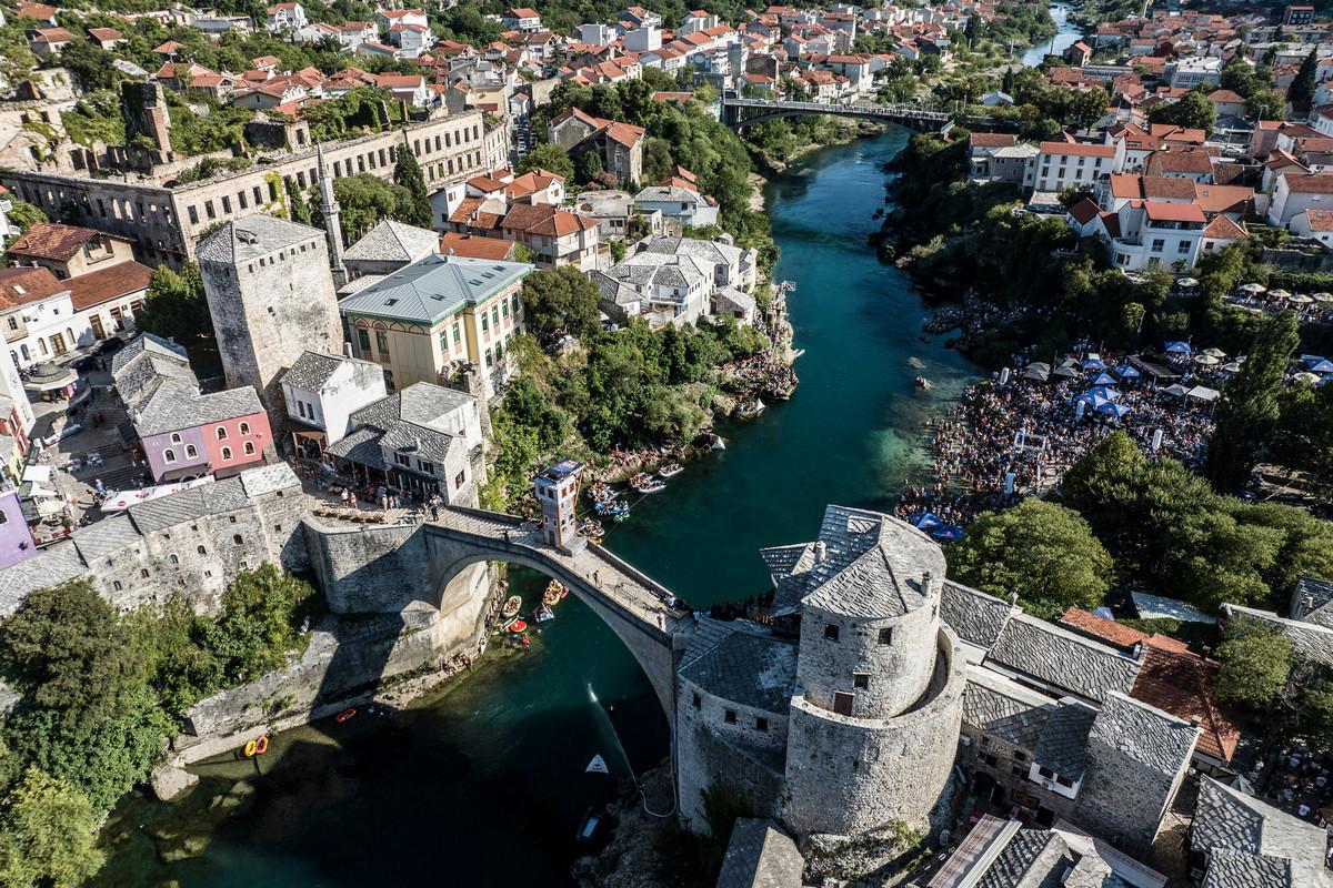 Imagini senzaționale care își taie răsuflarea! Cătălin Preda a terminat pe locul doi etapa din Bosnia și Herțegovina + Emoții pentru Constantin Popovici