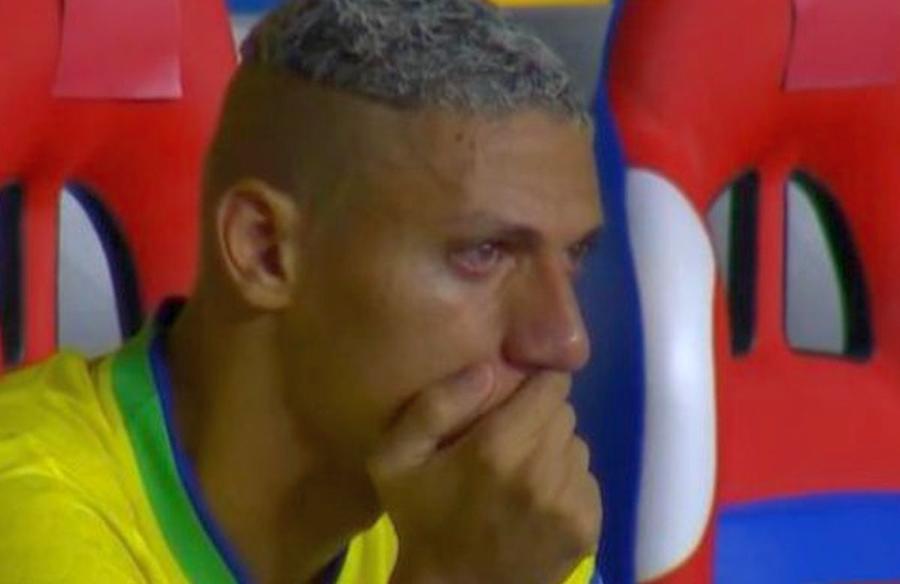 Momente emoționante în Brazilia - Bolivia » Richarlison a plâns după ce a fost schimbat