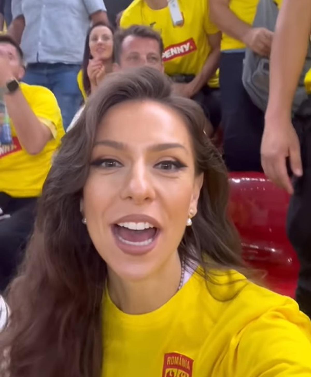 Prezentatoarele de știri sportive n-au lipsit de la meciul România - Israel! Cum au apărut în tribune Simona Țăranu și Ramona Păun