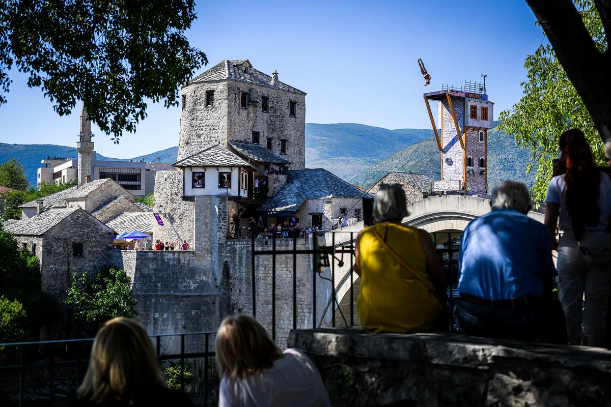 Imagini senzaționale care își taie răsuflarea! Cătălin Preda a terminat pe locul doi etapa din Bosnia și Herțegovina + Emoții pentru Constantin Popovici