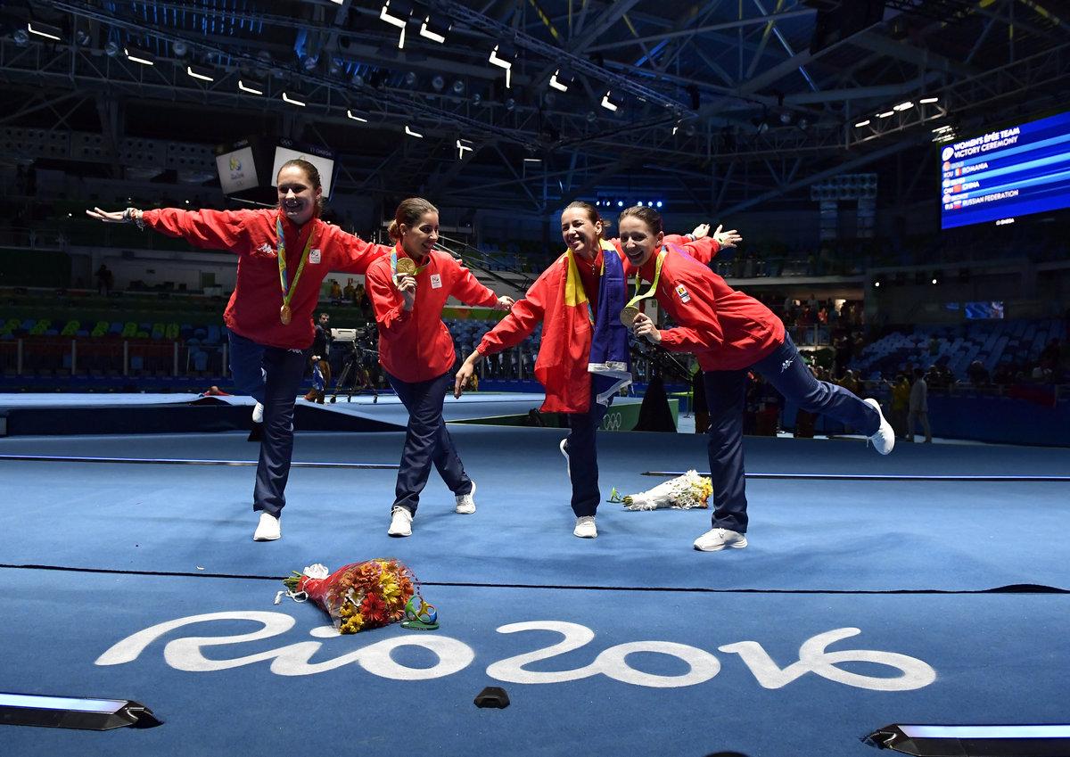 Campioana olimpică Loredana Dinu, mărturie sfâșietoare în studioul „La feminin”: „Tata strângea ziar după ziar, a murit într-un accident tragic...”
