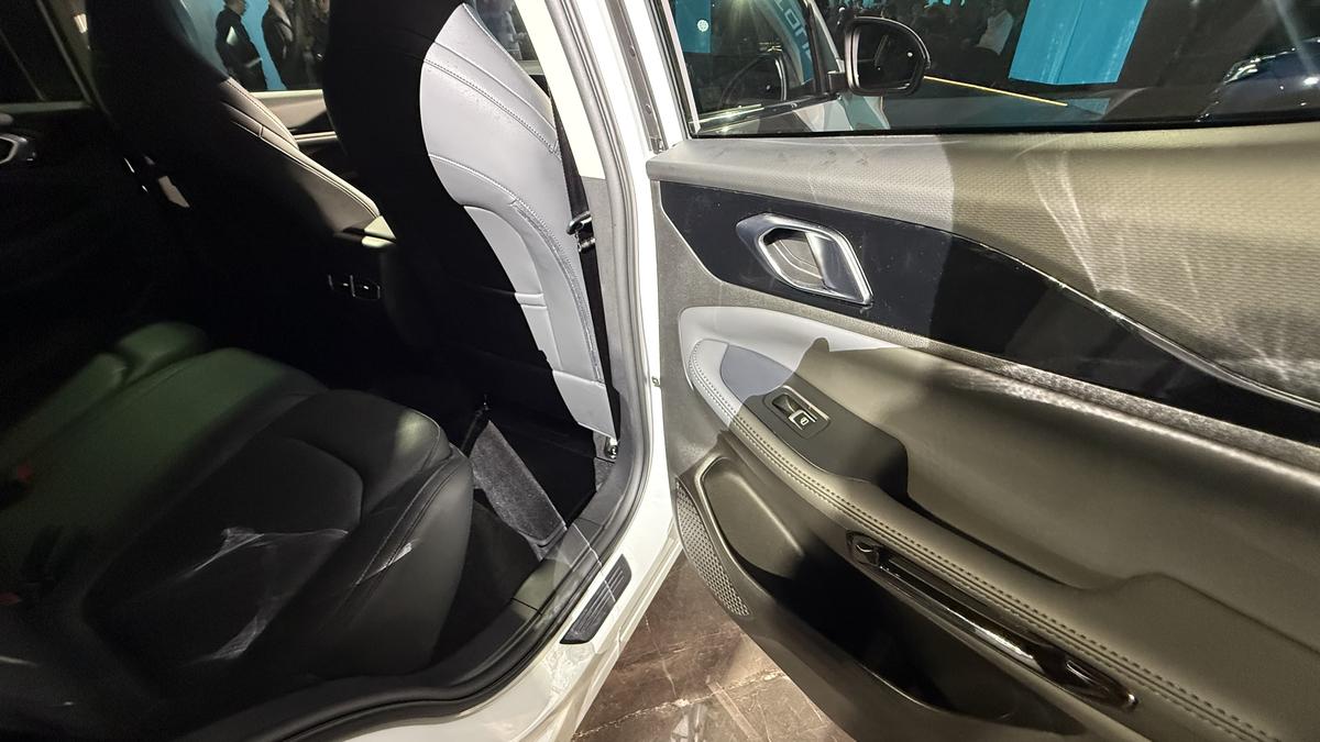 Jetour atacă piața auto! Noul model X50 poate fi comandat și în România