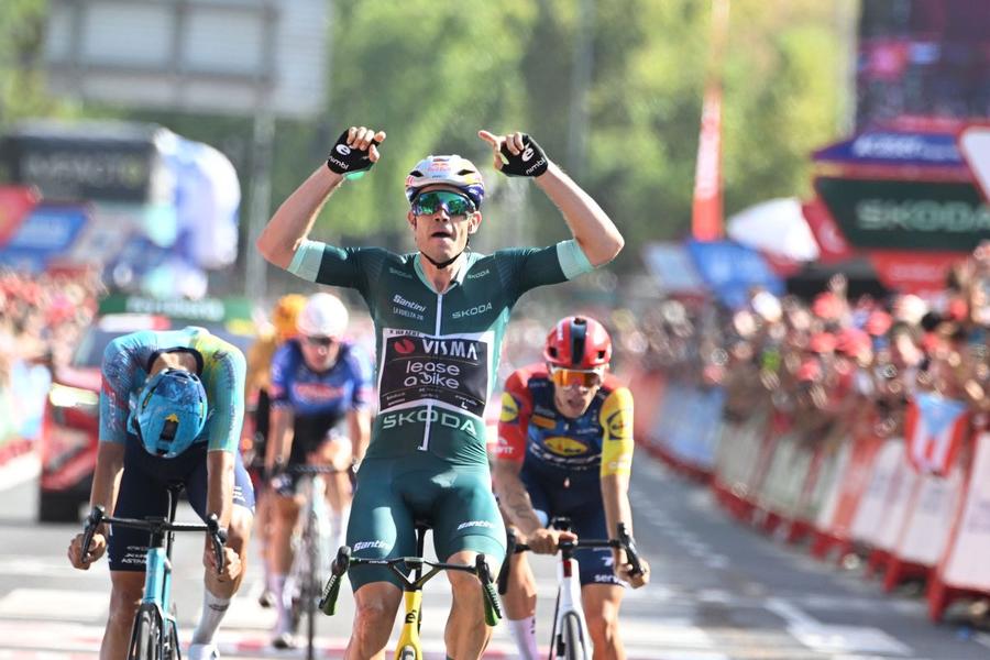 Wout van Aert, câștigător al etapei a 15-a în Turul Spaniei 2026 Foto: Imago Images Tadej Pogacar e liderul la câștiguri în ciclism pe 2026, cu peste 8 milioane de euro » Cum arată Top 10 mondial