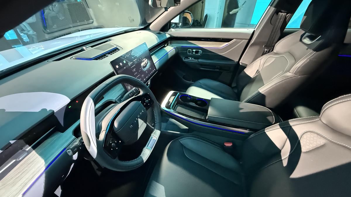 Dacia are un nou rival în România! Chinezii au scos la vânzare un SUV de 23.000 de euro