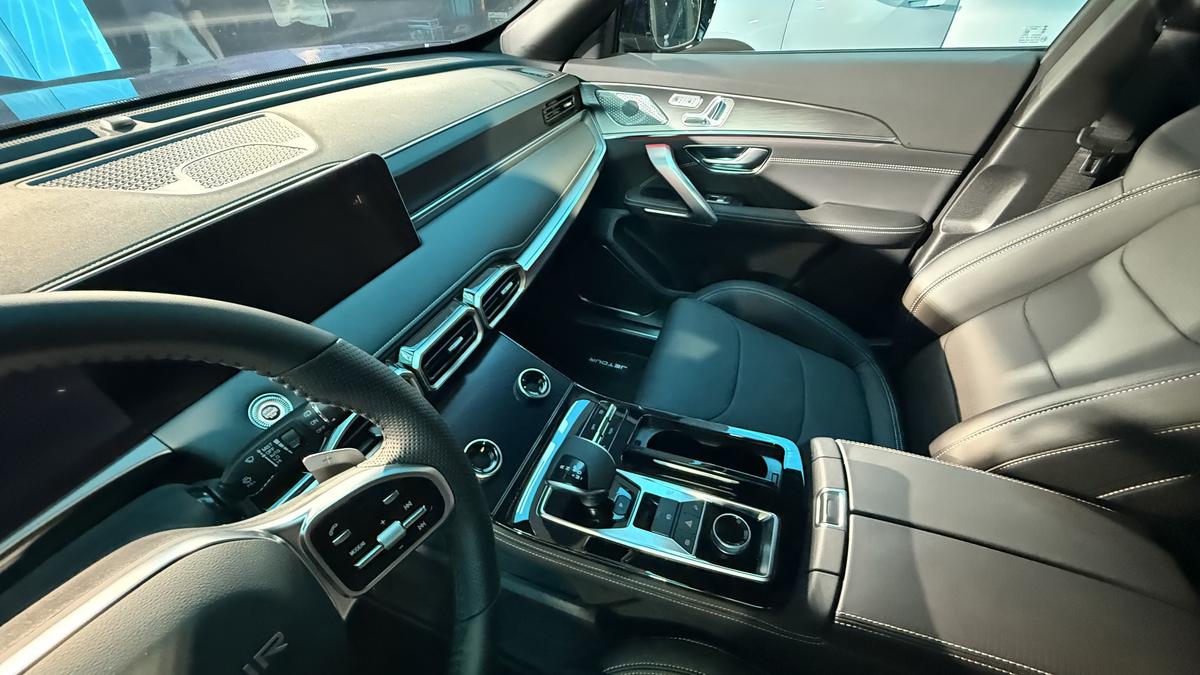 Jetour atacă piața auto! Noul model X50 poate fi comandat și în România
