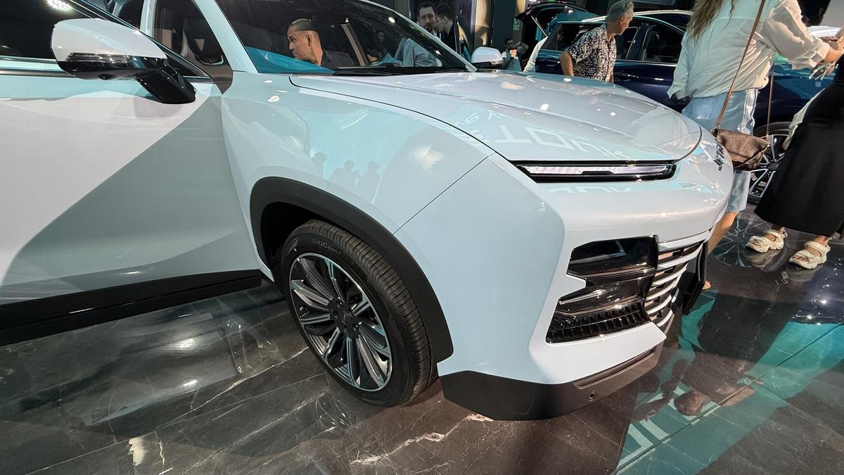 Dacia are un nou rival în România! Chinezii au scos la vânzare un SUV de 23.000 de euro