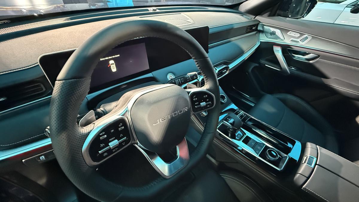 Jetour atacă piața auto! Noul model X50 poate fi comandat și în România