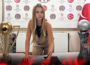 Moment istoric în Turcia » O fostă fotbalistă de 22 de ani a fost numită antrenoare principală: „Această eră va fi de bun augur”