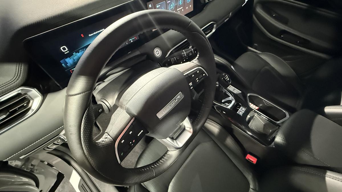 Jetour atacă piața auto! Noul model X50 poate fi comandat și în România