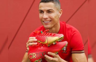 Ghete speciale pentru Ronaldo: CR100. „Ce frumoase sunt! De-abia aștept să le port”