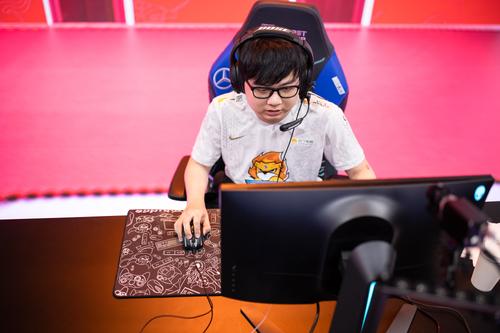 G2 Esports și Suning s-au calificat în fazele eliminatorii la Mondialul de LoL