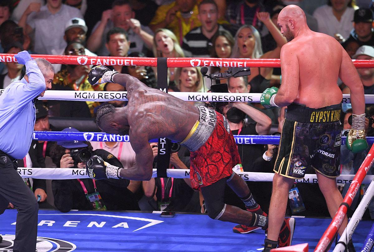 Show total în Tyson Fury - Deontay Wilder » Fury câștigă prin KO după ce a fost trimis la podea de două ori