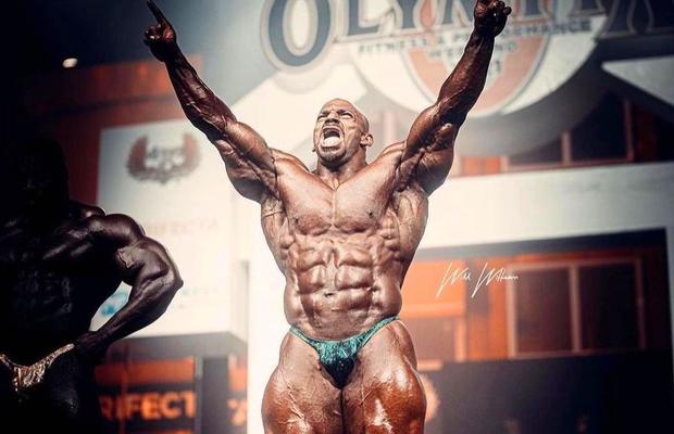 Mr. Olympia e din nou „BESTIA” Egiptului: „De pe altă planetă! Uitați-vă ce coapse are!” + Ce a făcut românul Andrei Deiu