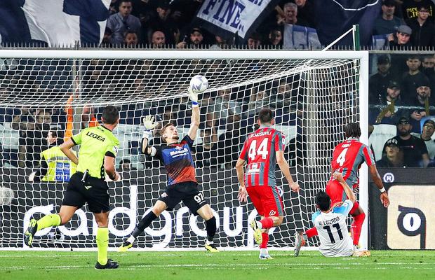 Ce scriu italienii despre Ionuț Radu, care a încasat 4 goluri de la Napoli