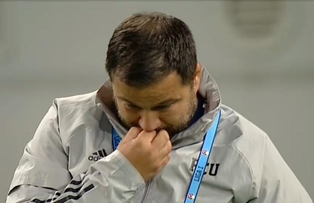 Imagini surprinzătoare pe „Oblemenco”, după înfrângerea lui FCU Craiova: Croitoru susținut, Mititelu înjurat!