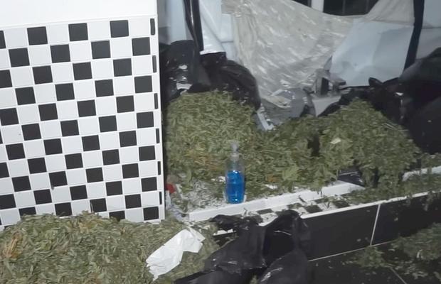 Descoperire incredibilă: plantație de marijuana în vila de un milion de lire a fostului jucător de la Liverpool