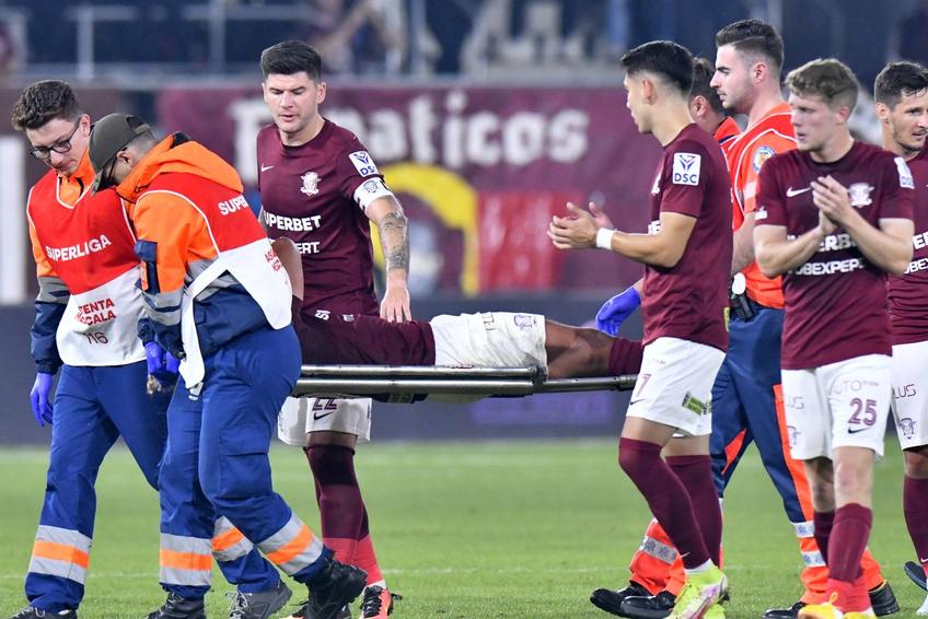 Jayson Papeau a părăsit terenul pe targă, în dureri înfriorătoare / Sursă foto: Cristi Preda (GSP)