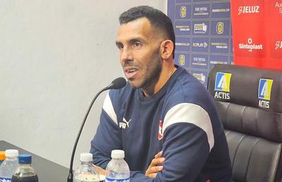 Carlos Tevez, fostul mare atacant argentinian, se ocupă și de educația jucătorilor săi » Ce îi obligă să facă zilnic antrenorul de 39 de ani