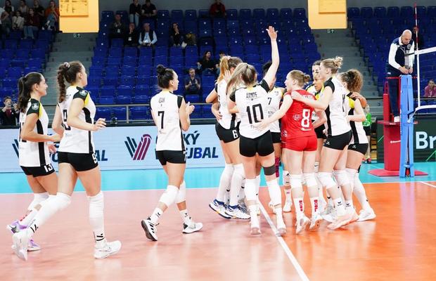 Primă victorie pentru Alba Blaj în Liga Campionilor » A dominat-o pe Gran Canaria, 3-0!