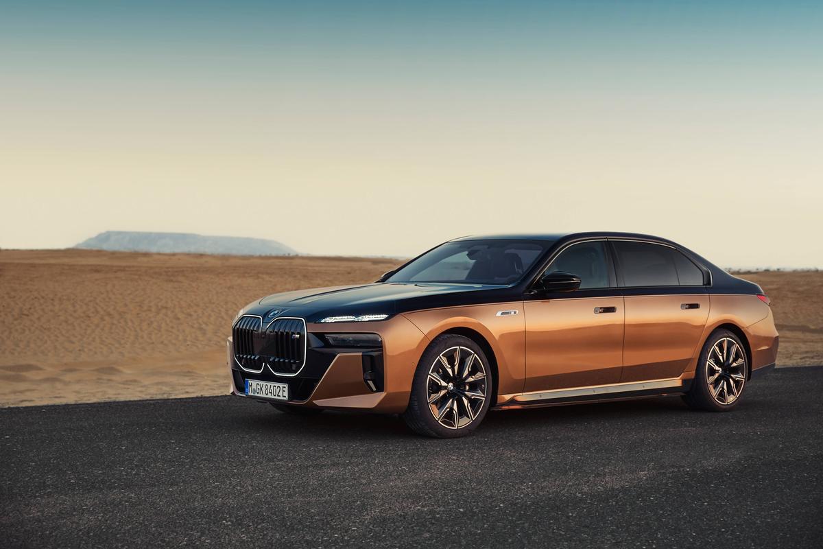 Jucătorii de la Real Madrid au primit BMW-uri de serviciu » Bellingham a ales modelul cel mai scump, cu 653 de cai putere