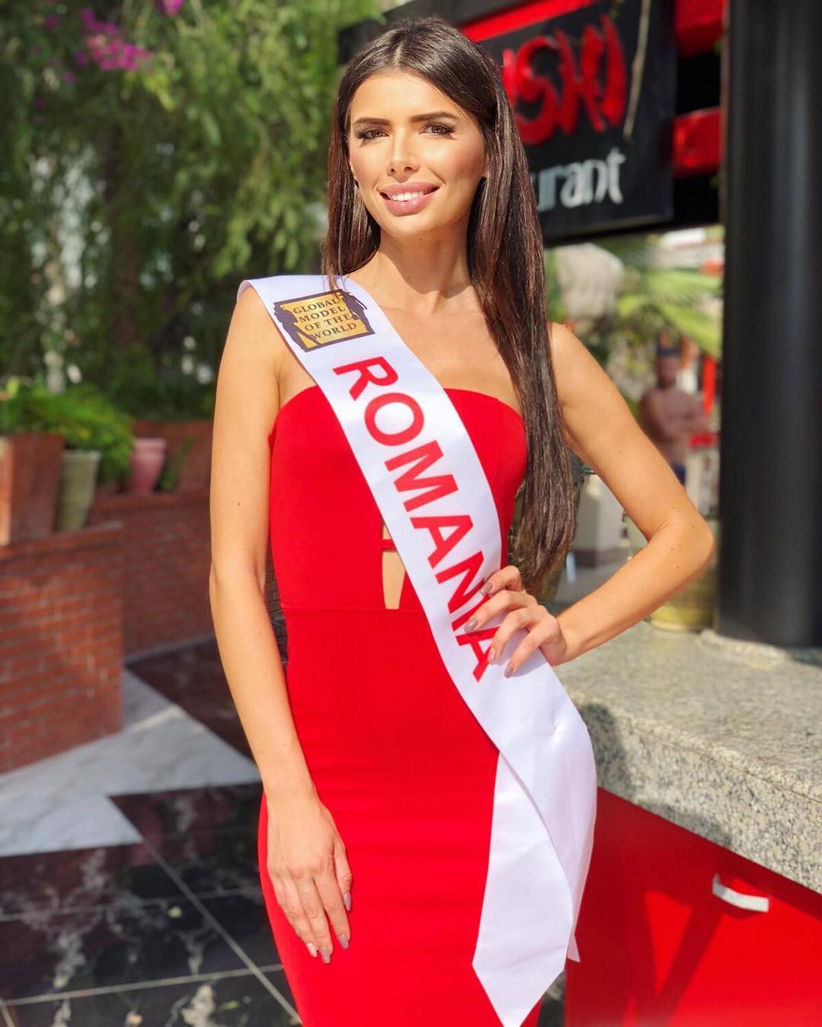 Transformare radicală pentru Ioana Filimon! Miss România 2016 e pasionată de fitness. Foto: Facebook