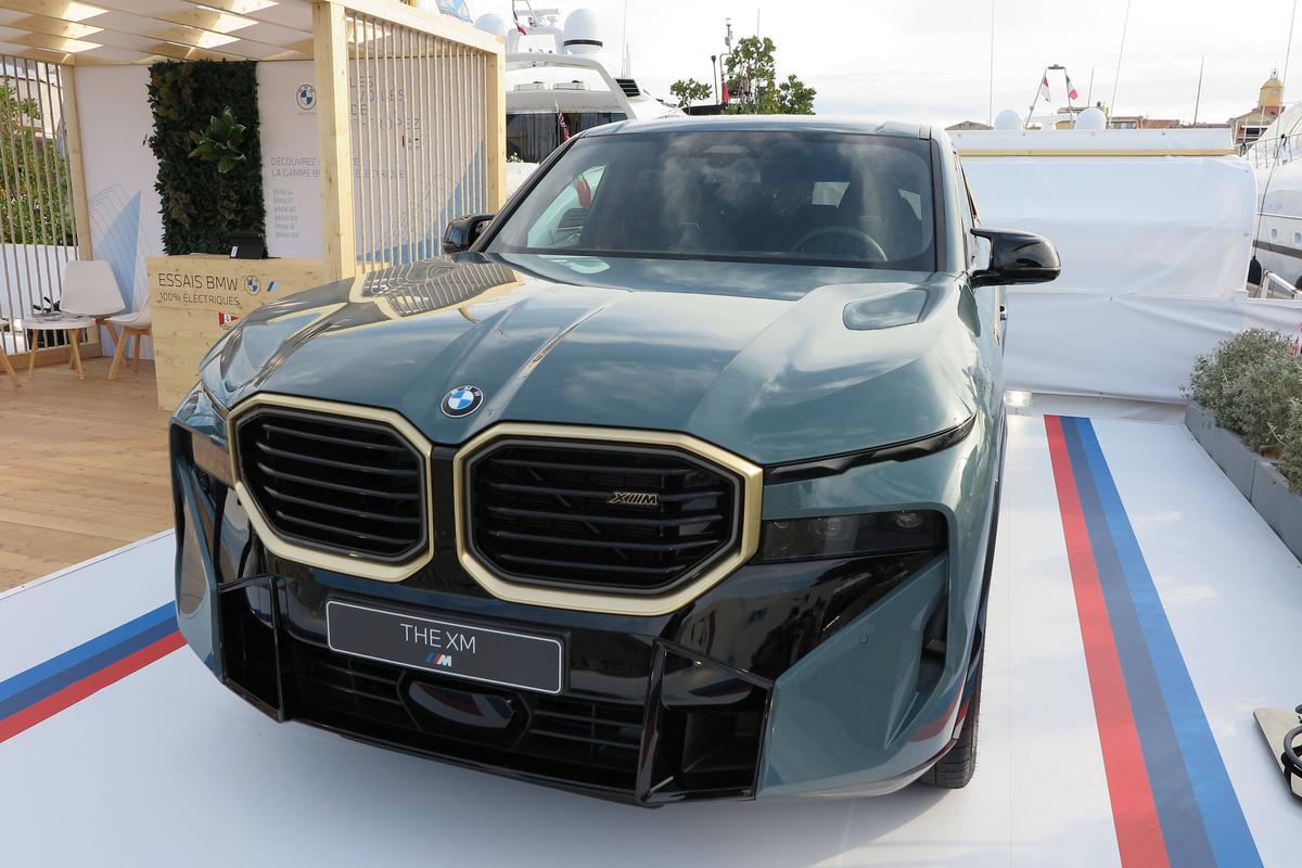 Jucătorii de la Real Madrid au primit BMW-uri cadou