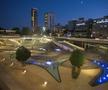 Piața Eleftheria din Nicosia este slab iluminată noaptea din cauza prețului mare al energiei electrice FOTO: Ionuț Iordache (GSP)