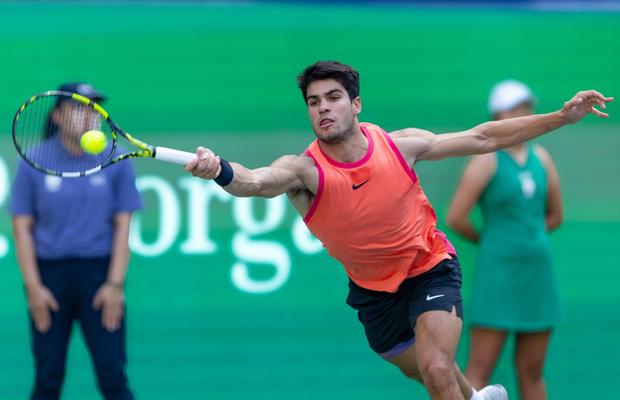 Carlos Alcaraz, înfrângere incredibilă la turneul Masters de la Shanghai » Ibericul a cedat în minimum de seturi
