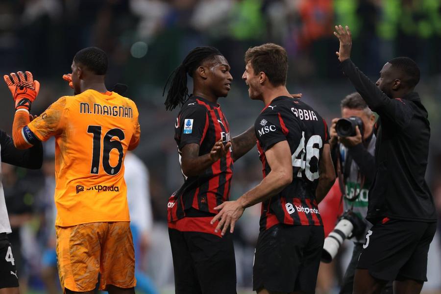 Lovitură incredibilă pentru Cristi Chivu » Jucătorul care s-ar putea transfera în vară liber de contract la Inter!