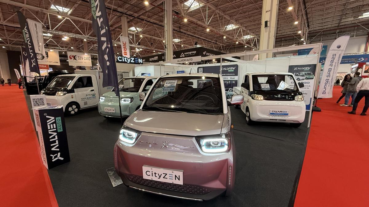 Atracție la Salonul Auto București 2025: CityZEN, micromașina cu suflet românesc care poate fi condusă de la 16 ani