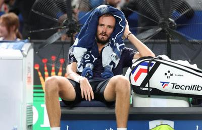 Daniil Medvedev, calificat în semifinale la Shanghai: „Deja dau totul. Nu sunt sigur că pot să ofer mai mult”