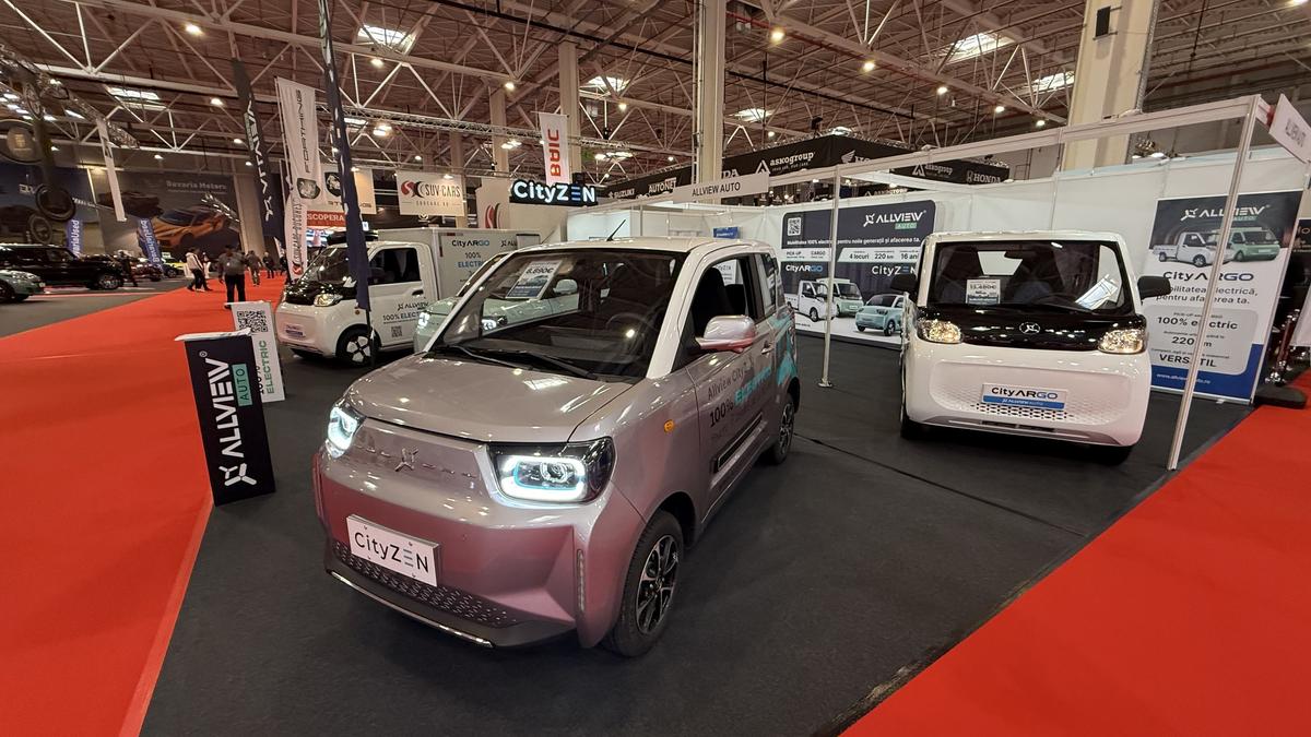 Atracție la Salonul Auto București 2025: CityZEN, micromașina cu suflet românesc care poate fi condusă de la 16 ani
