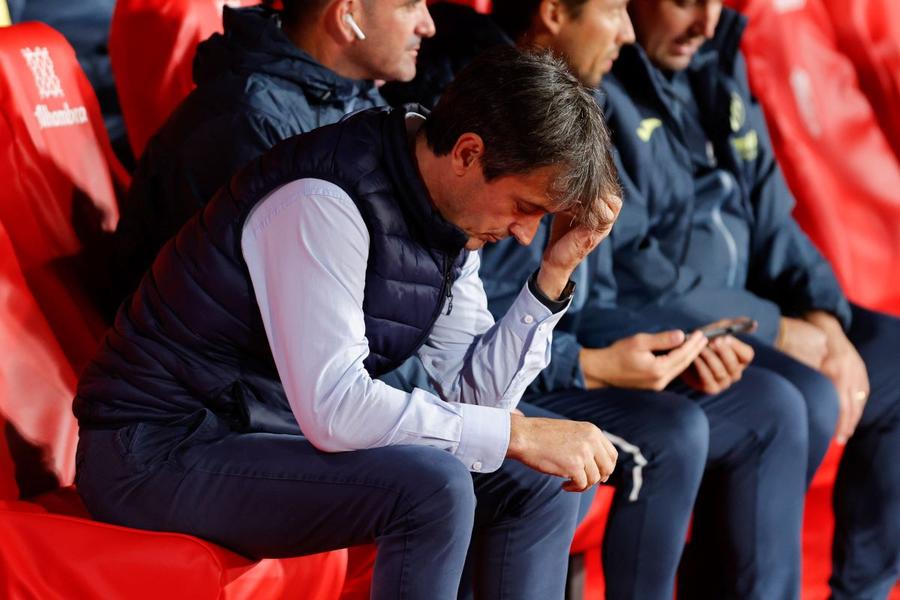 Antrenorul Pacheta are cinci luni și 11 meciuri la Granada în La Liga2 / Foto: Imago Situație nemaipomenită la Granada: toți portarii sunt indisponibili! » Motivul crizei de efectiv + cine apără azi cu Las Palmas