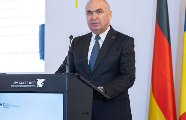 Prim-ministrul Ilie Bolojan, mesaj la despărțirea de Emeric Ienei: „Noi, orădenii...”