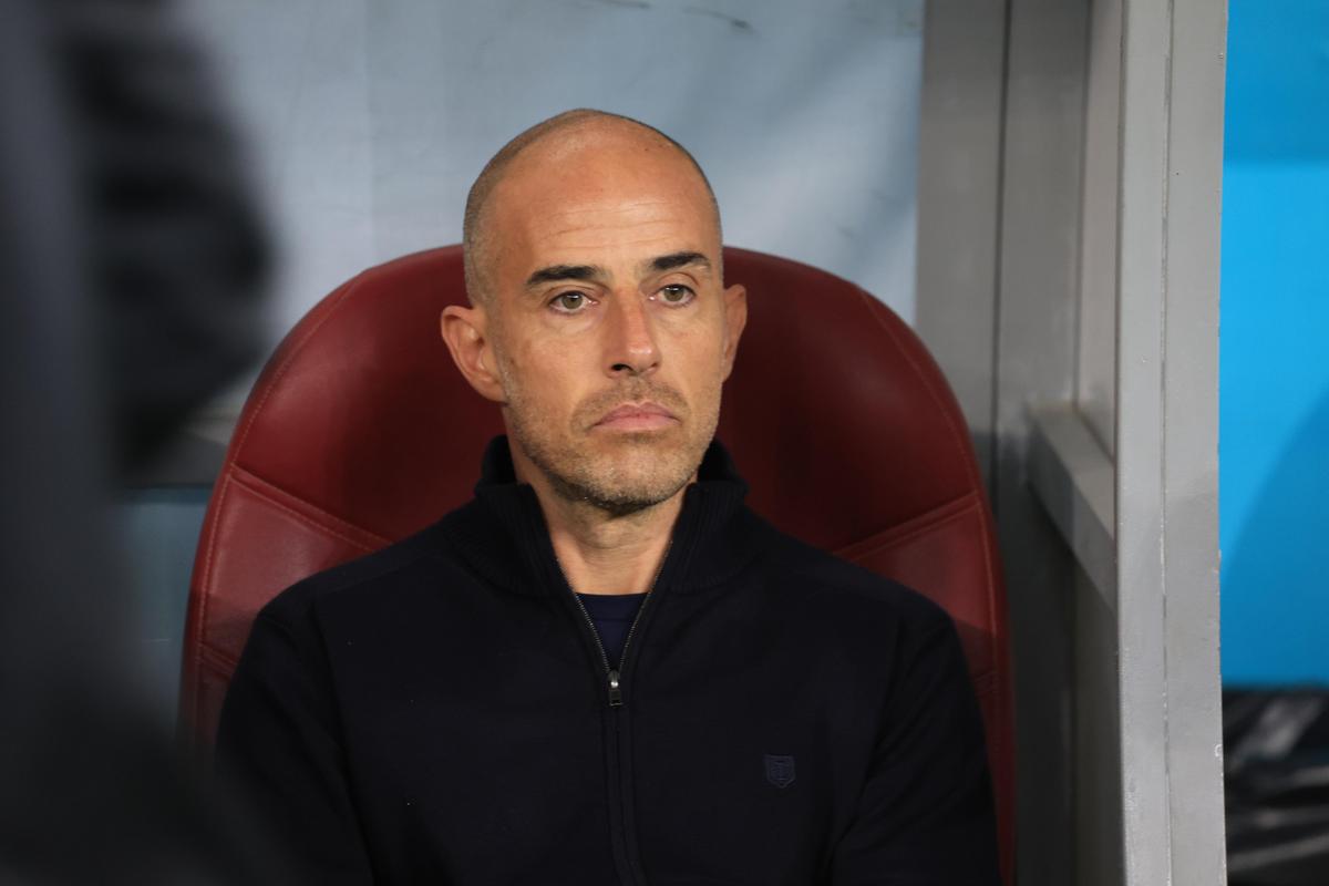 Reghecampf 3.0, start cu emoții » FCSB s-a chinuit serios cu Oțelul, care a jucat aproape o repriză în 10 + Clasamentul