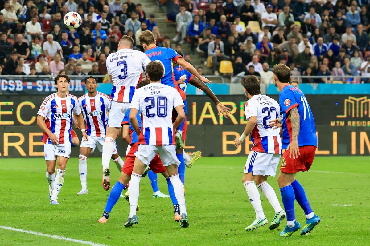 Două noutăți majore la FCSB, chiar la primul meci al lui Reghecampf