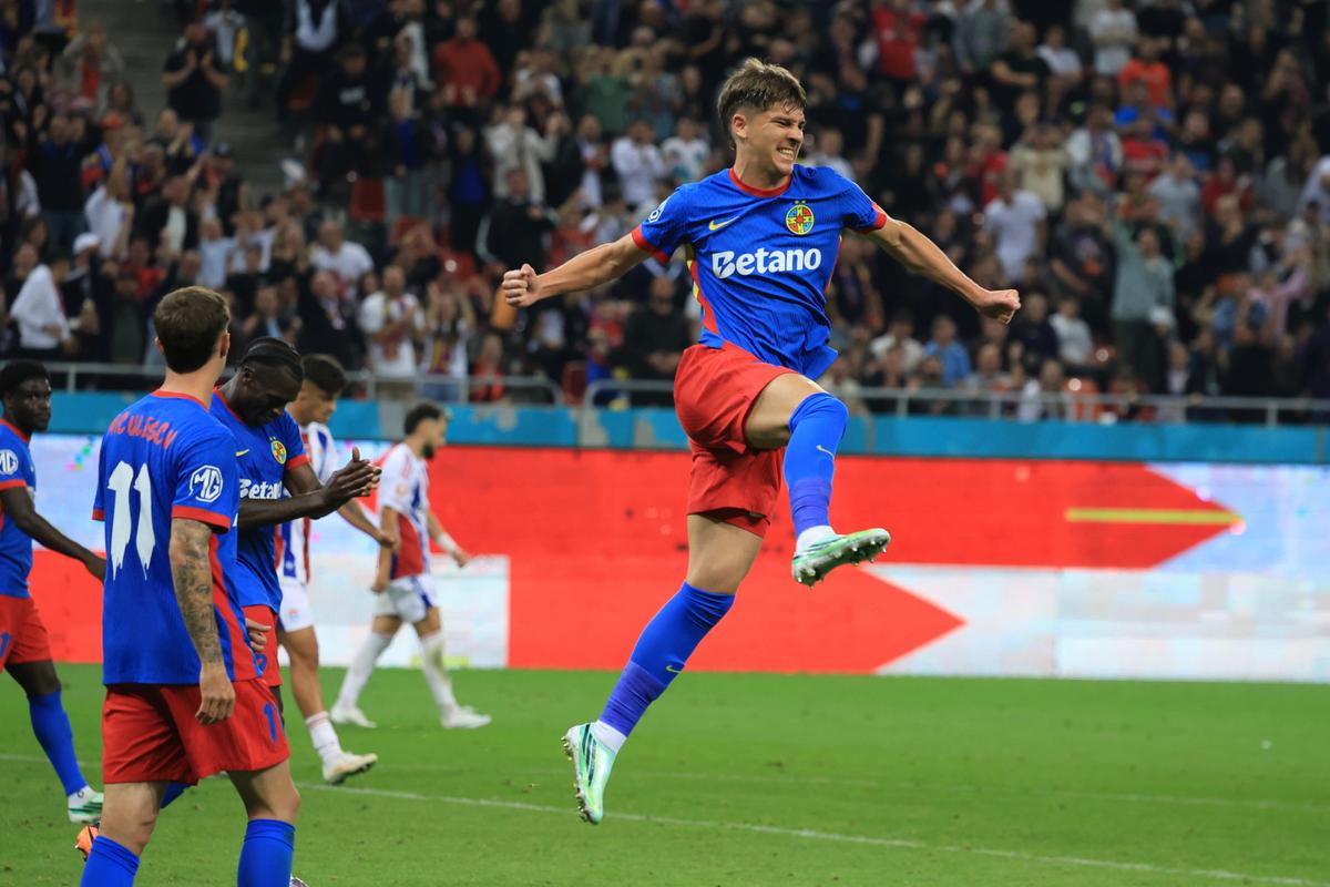 Două noutăți majore la FCSB, chiar la primul meci al lui Reghecampf