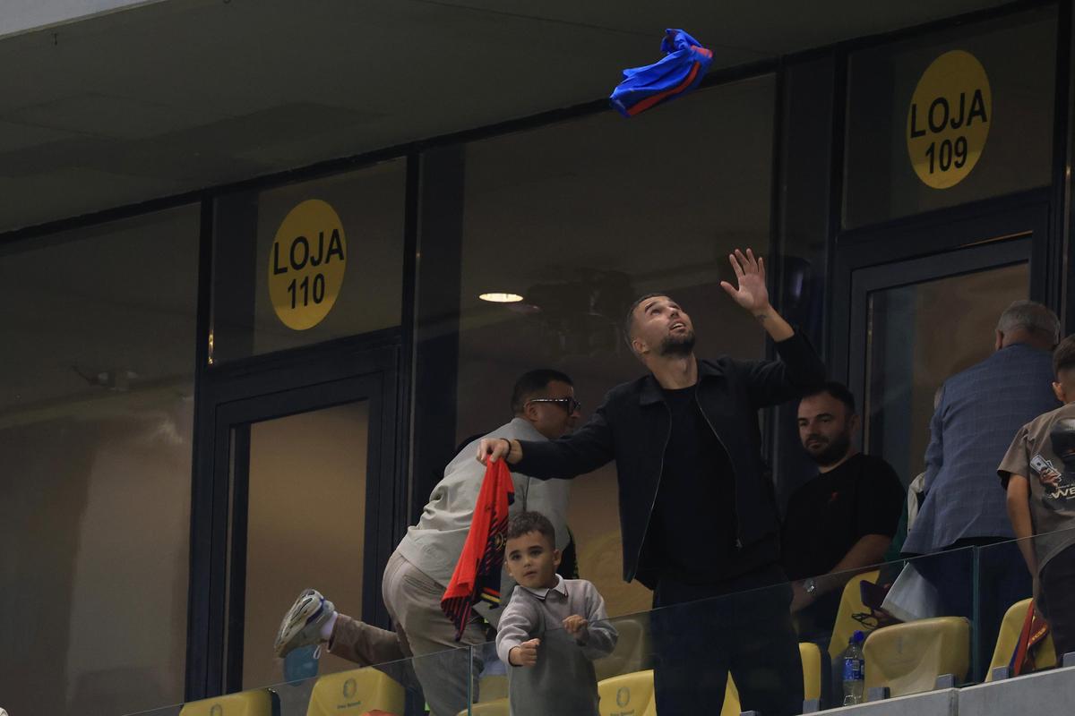 Anghel Iordănescu, surprins de revenirea lui Gigi Becali pe stadion: „Probabil că ăsta e motivul”