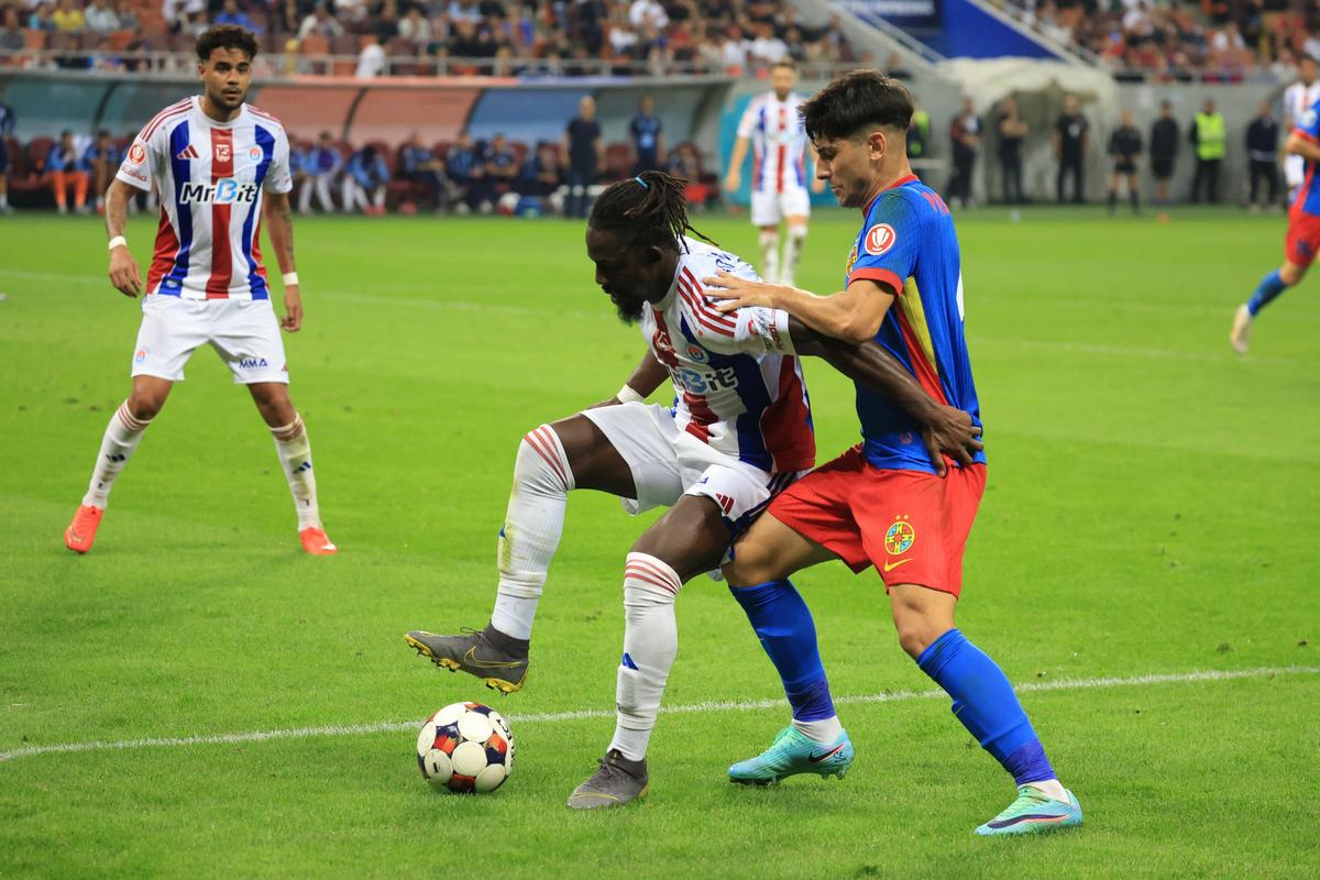 Două noutăți majore la FCSB, chiar la primul meci al lui Reghecampf