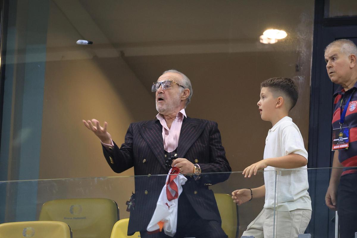 De nicăieri: Gigi Becali, apariție-șoc pe Arena Națională, la FCSB - Oțelul