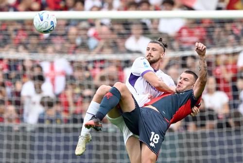 Radu Drăgușin, duel cu echipa lui Dan Șucu // foto: imago images
