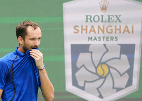Daniil Medvedev, victorie în primul meci după descalificarea de la Beijing