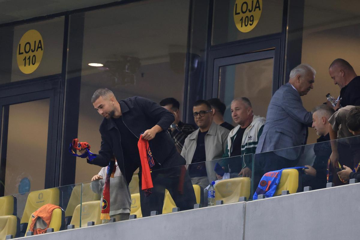 Anghel Iordănescu, surprins de revenirea lui Gigi Becali pe stadion: „Probabil că ăsta e motivul”