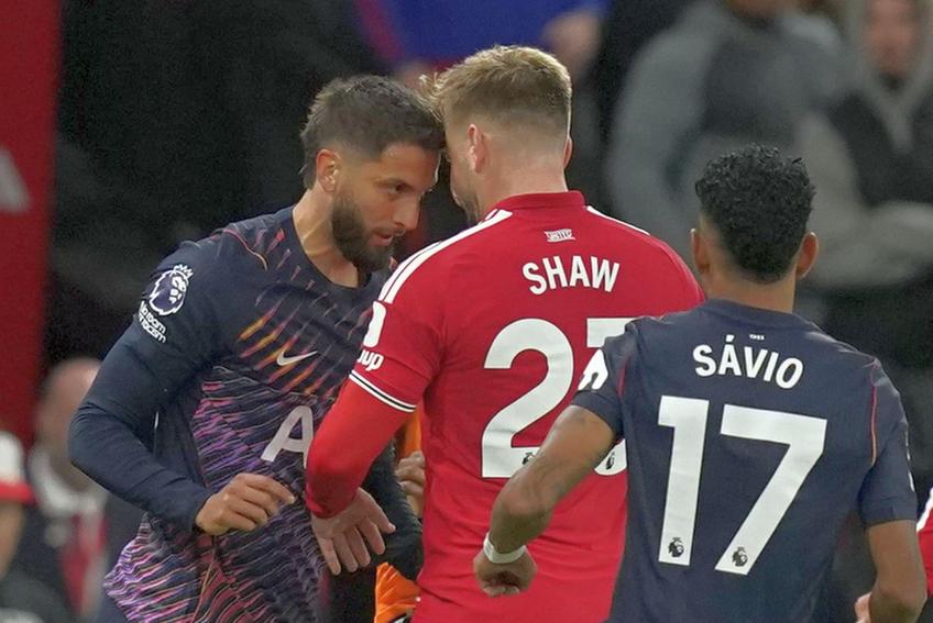 Bentancur, eliminat după un conflict cu Shaw, în United - Tottenham/ foto Imago Images