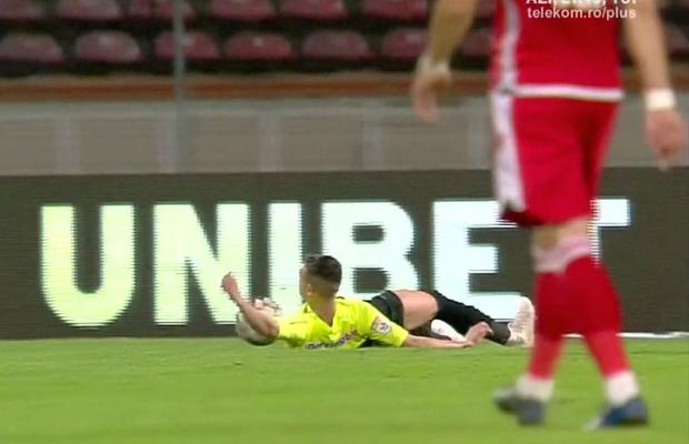 GALERIE FOTO Probleme de arbitraj la Dinamo - CFR! Hațegan nu a acordat TREI PENALTY-URI