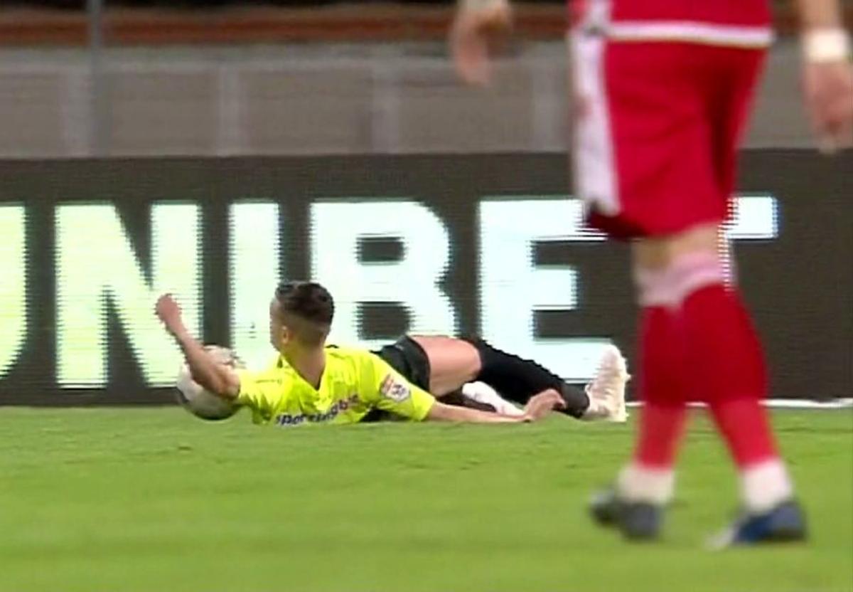 GALERIE FOTO Probleme de arbitraj la Dinamo - CFR! Hațegan nu a acordat TREI PENALTY-URI